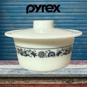 Vintage Pyrex Old Town Blue Covered Butter Dish  With Lid "Blue Onion" Pattern